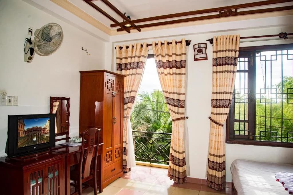 Long Life Hotel - photo 3
