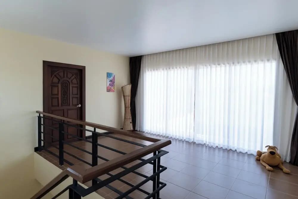 East Villa 4 - photo 13