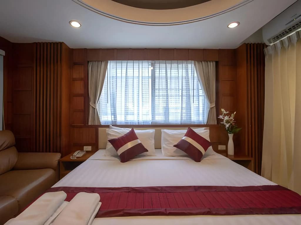 Gusto Hotel Pratunam - photo 22
