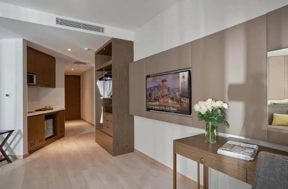 Parama Apartment Square Central - photo 4
