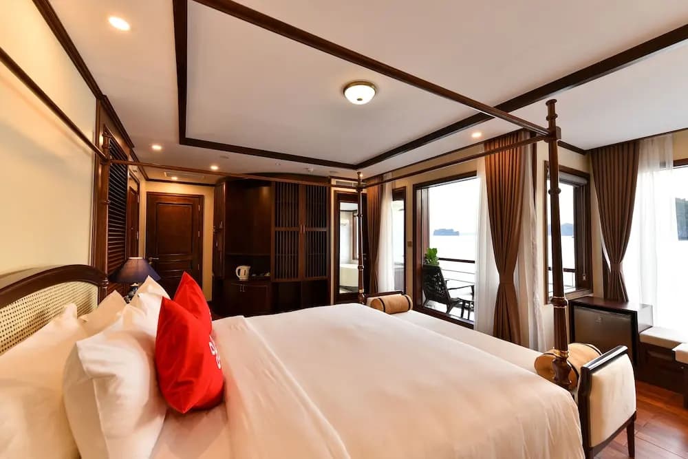 President Cruises - photo 1
