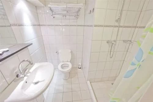 Hotel Oscar - photo 9