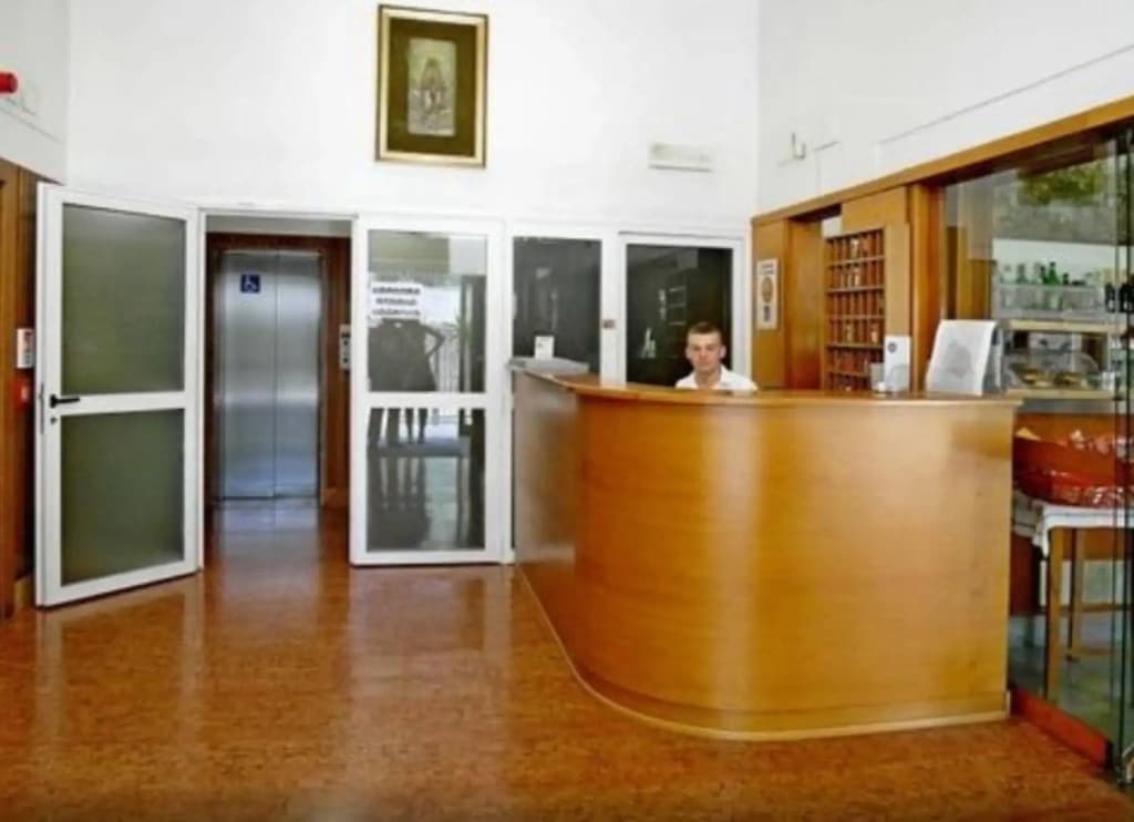 Hotel Nova Domus Aurelia - photo 2