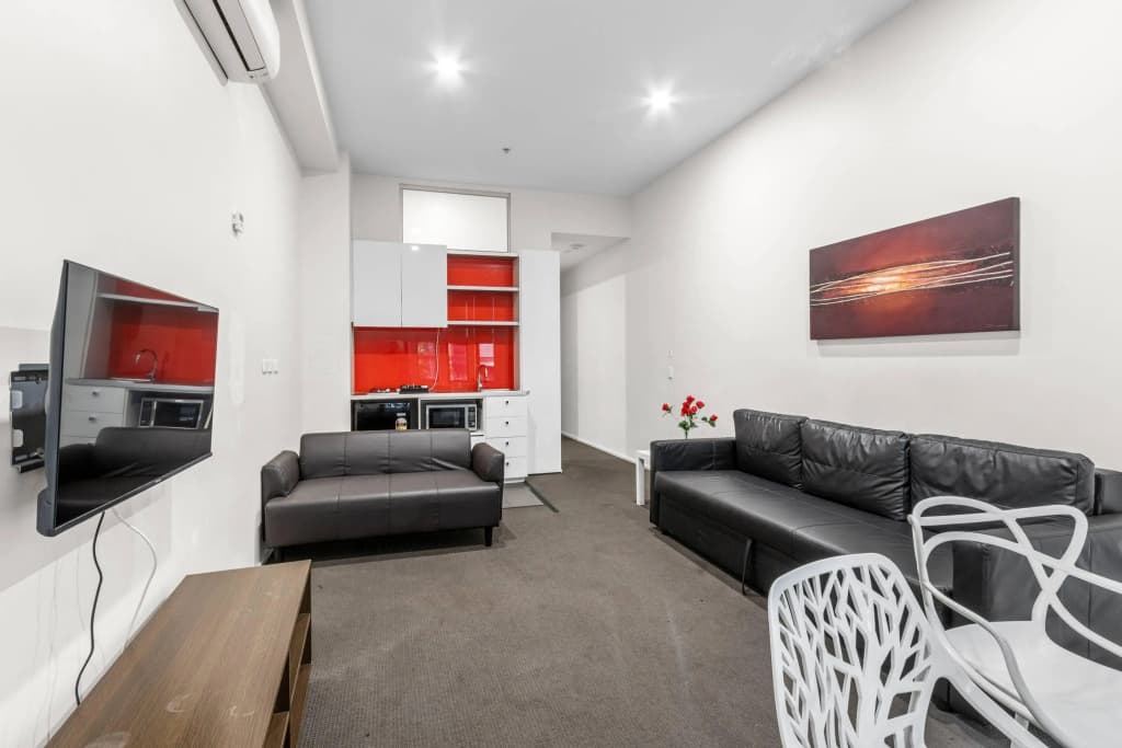 Comfort Apartments on Elizabeth - photo 11