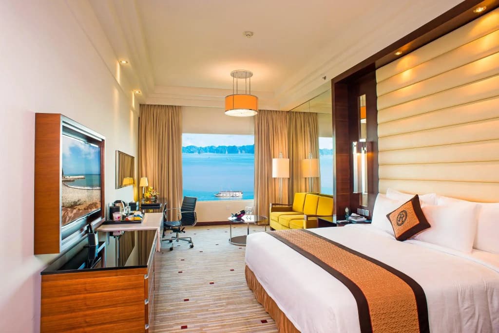 Royal Halong Hotel - photo 36