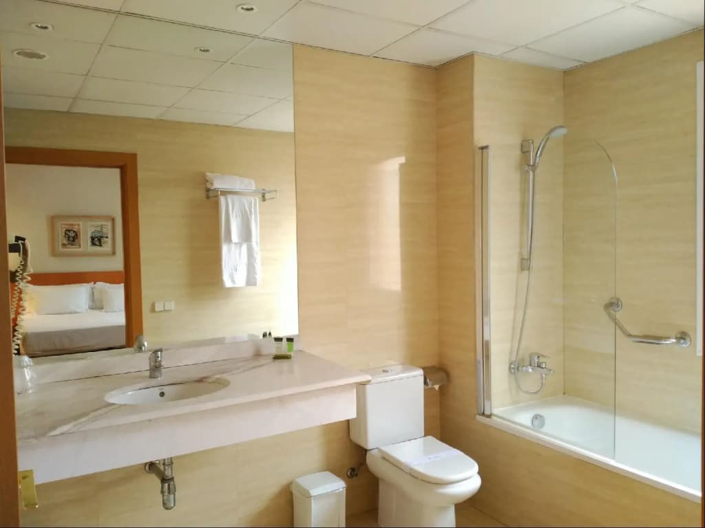 Hotel Silken Sant Gervasi - photo 9