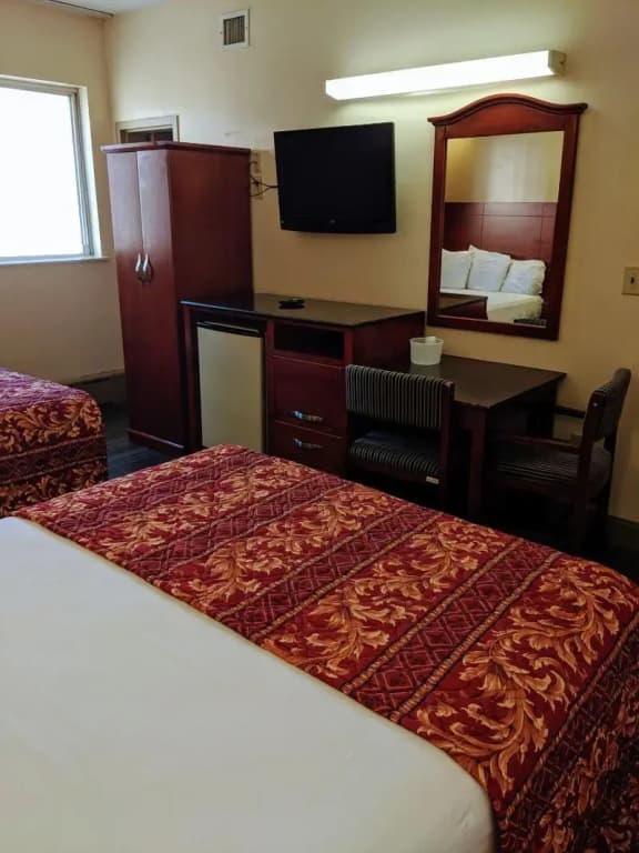 Jets Motor Inn - photo 13