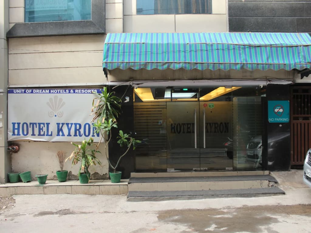 Hotel Kyron - photo 1