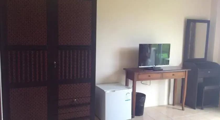 Riley's Guest House - photo 1