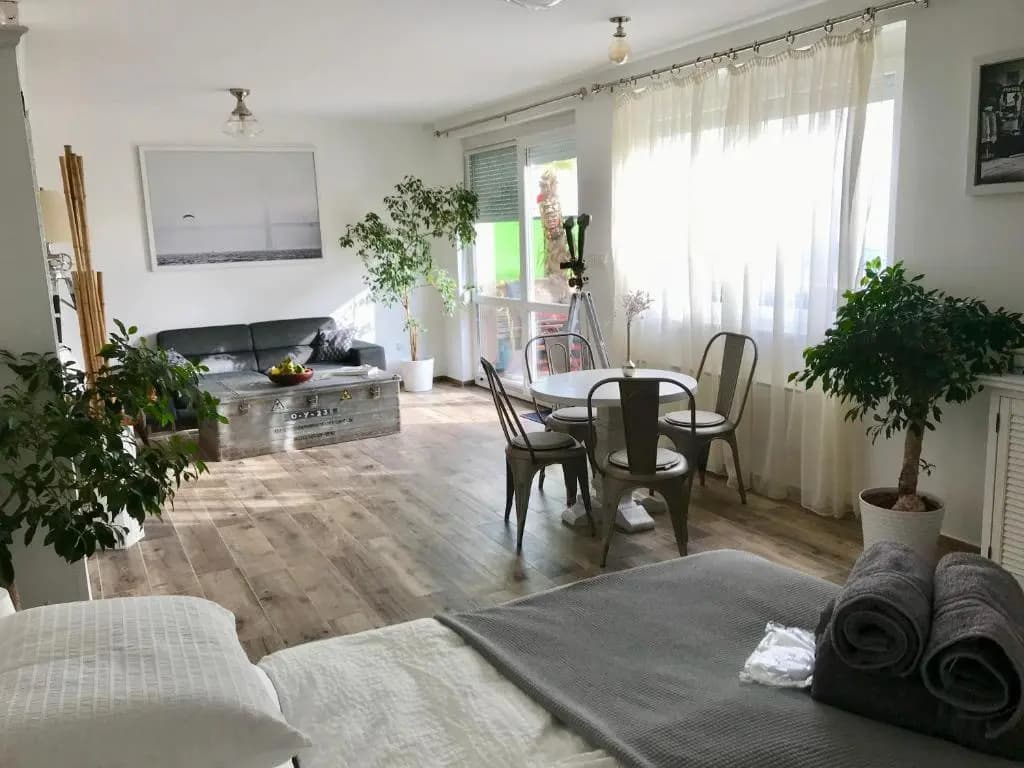 Vista Suites 1-2 - photo 2