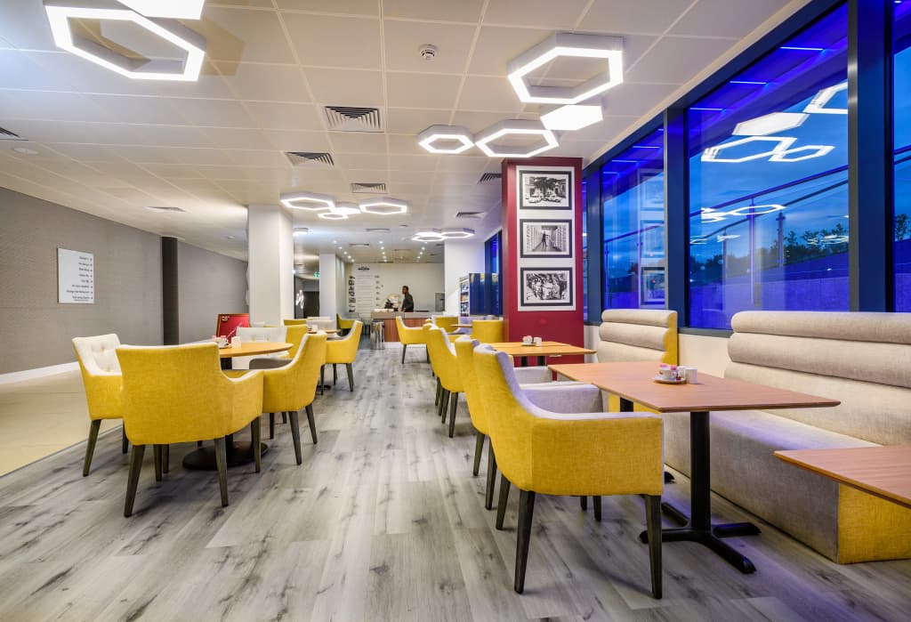 Atrium Hotel Heathrow - photo 28