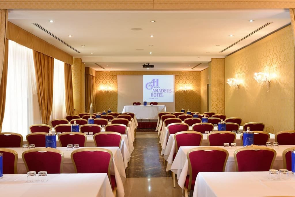 Amadeus Hotel - photo 17