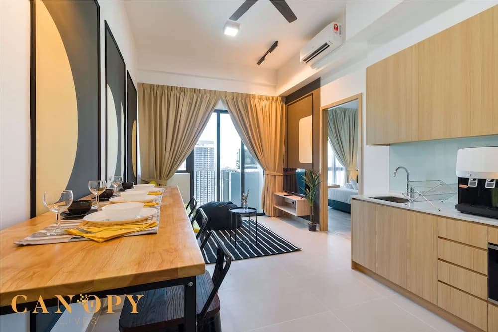 The Luxe & The Colony, KLCC - photo 2