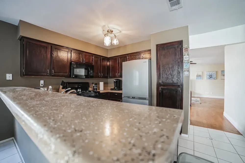 Las Vegas Oasis With Sparkling Pool 3 Bedroom Home by Redawning - photo 15