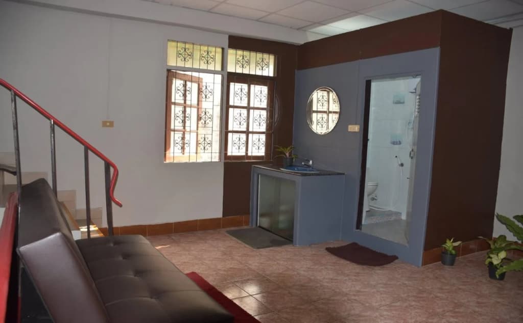 Empo Hostel at 30 Onnut - photo 7