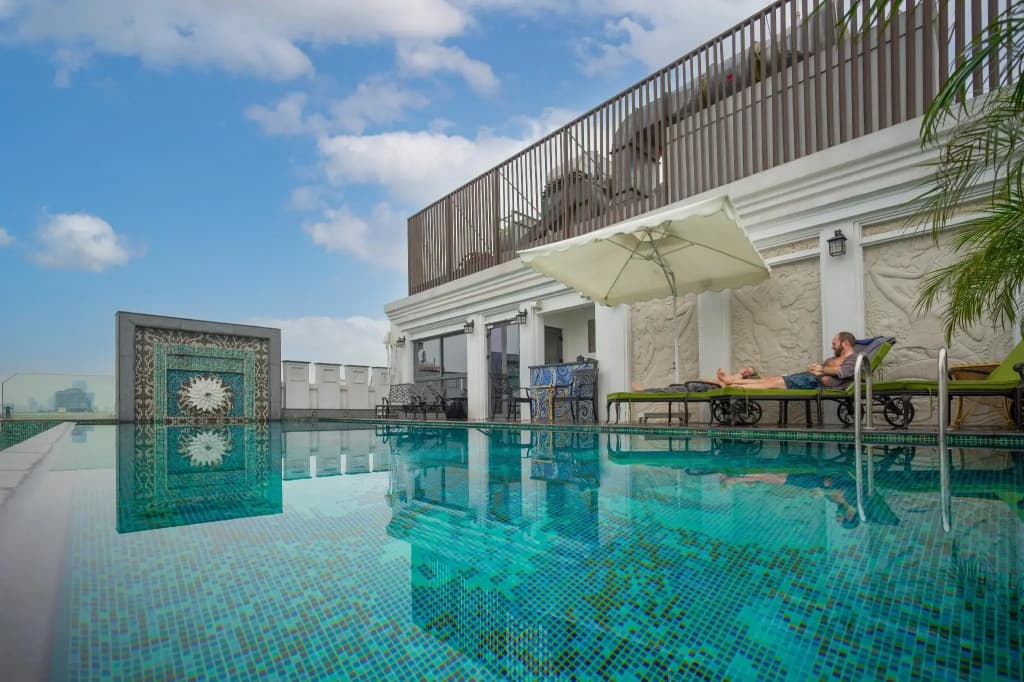The Lapis Hotel - photo 18