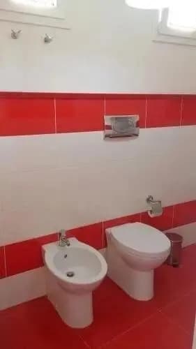 Red Flat - photo 2