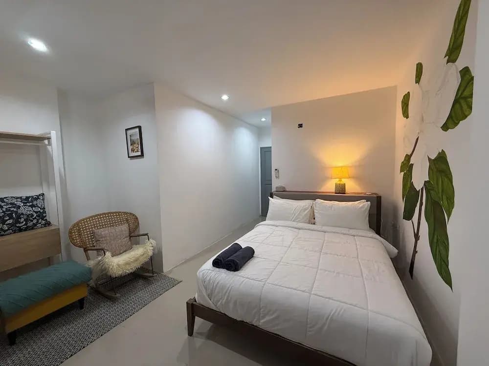 Five Loaves Beds Patong - photo 4