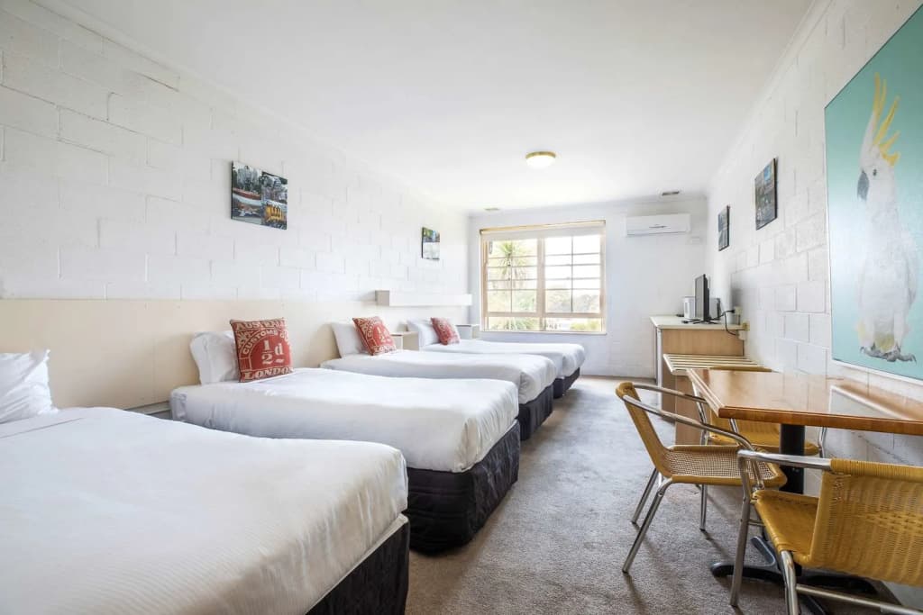The Mulgrave Motel - photo 4