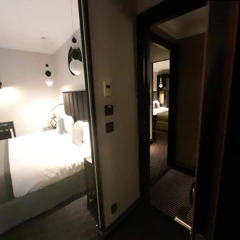 Mercure Paris Arc de Triomphe Wagram - photo 19