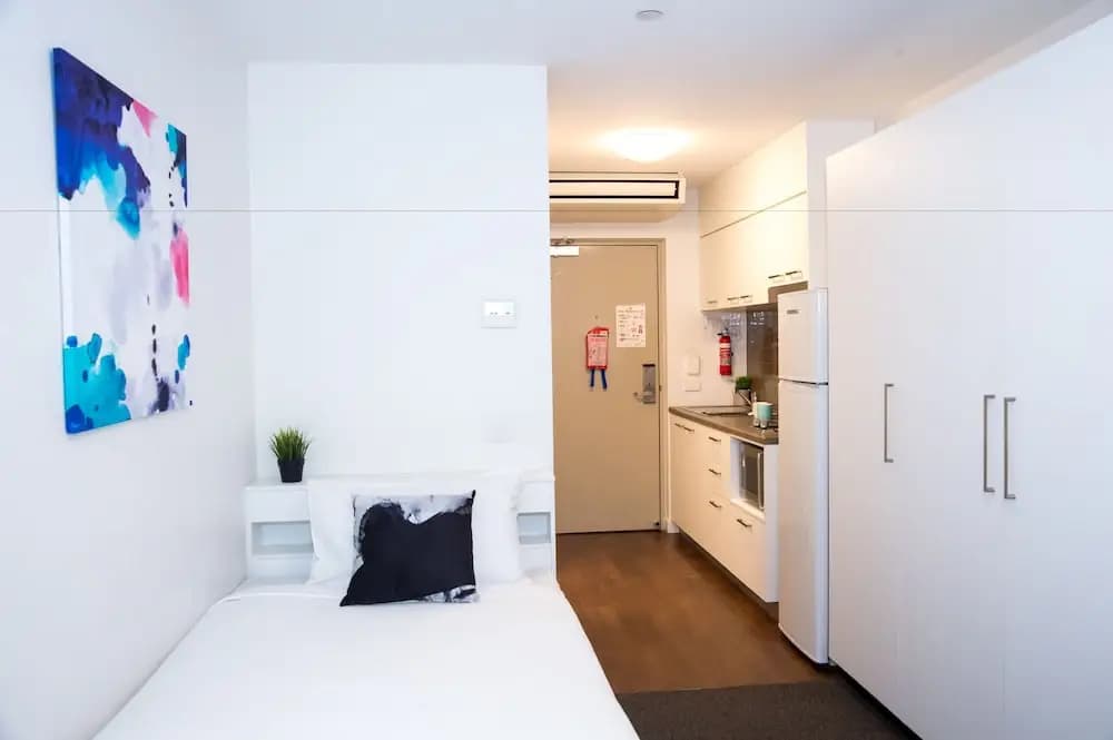 Deakin Residential Services - photo 6