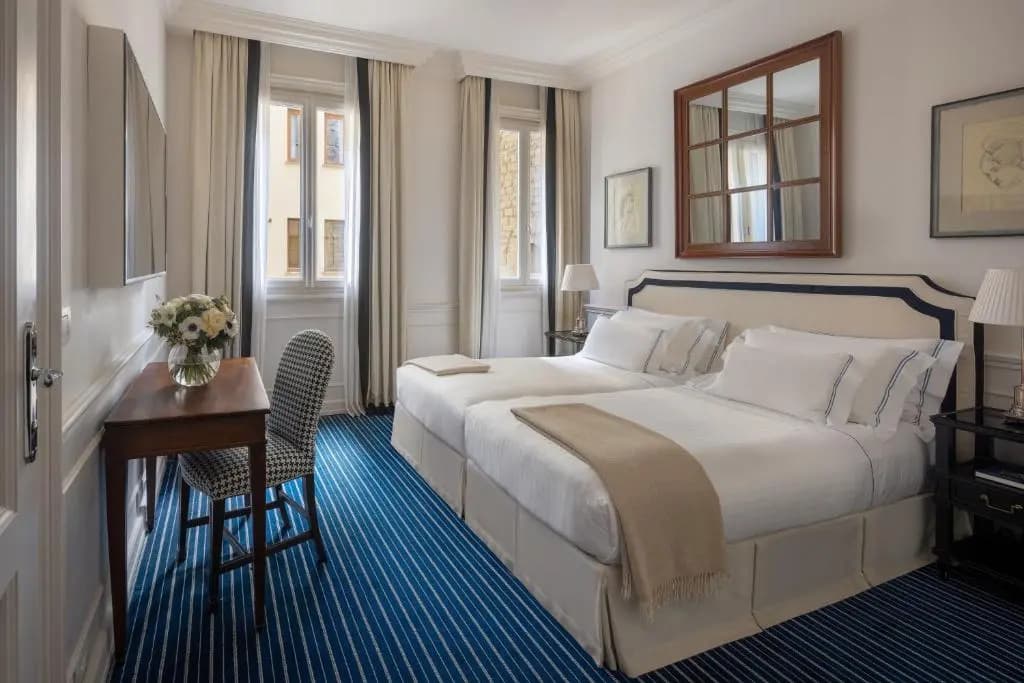 Hotel Lungarno - photo 36