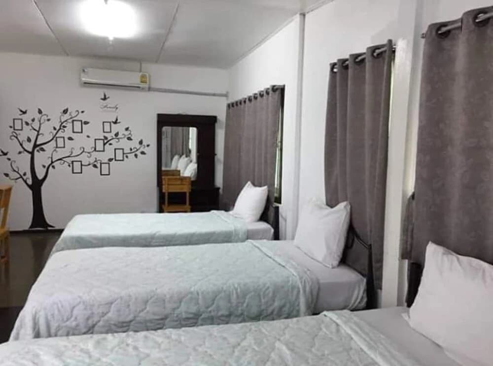 The Moat Hostel - photo 13