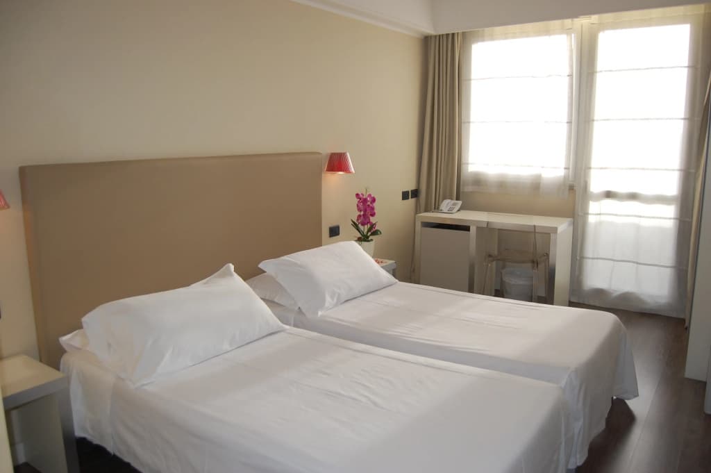 Hotel Roma Tor Vergata - photo 4