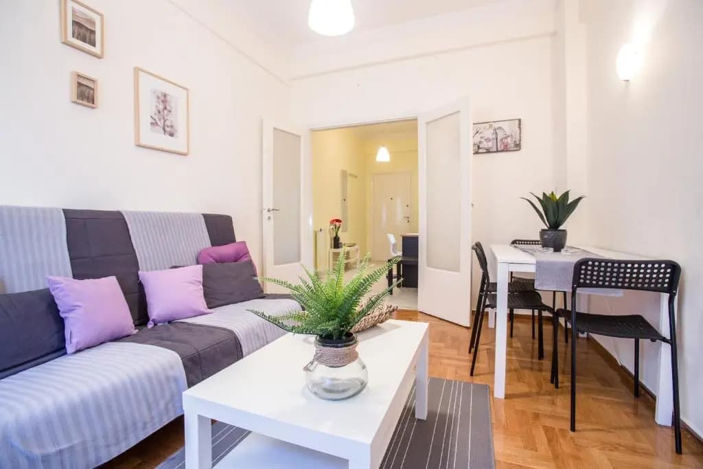 Cute flat in Central Athens - photo 6