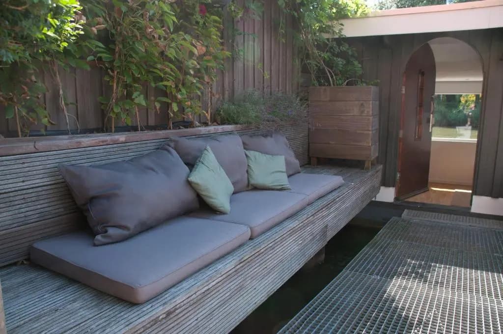 Bed Breakfast Boat - photo 5
