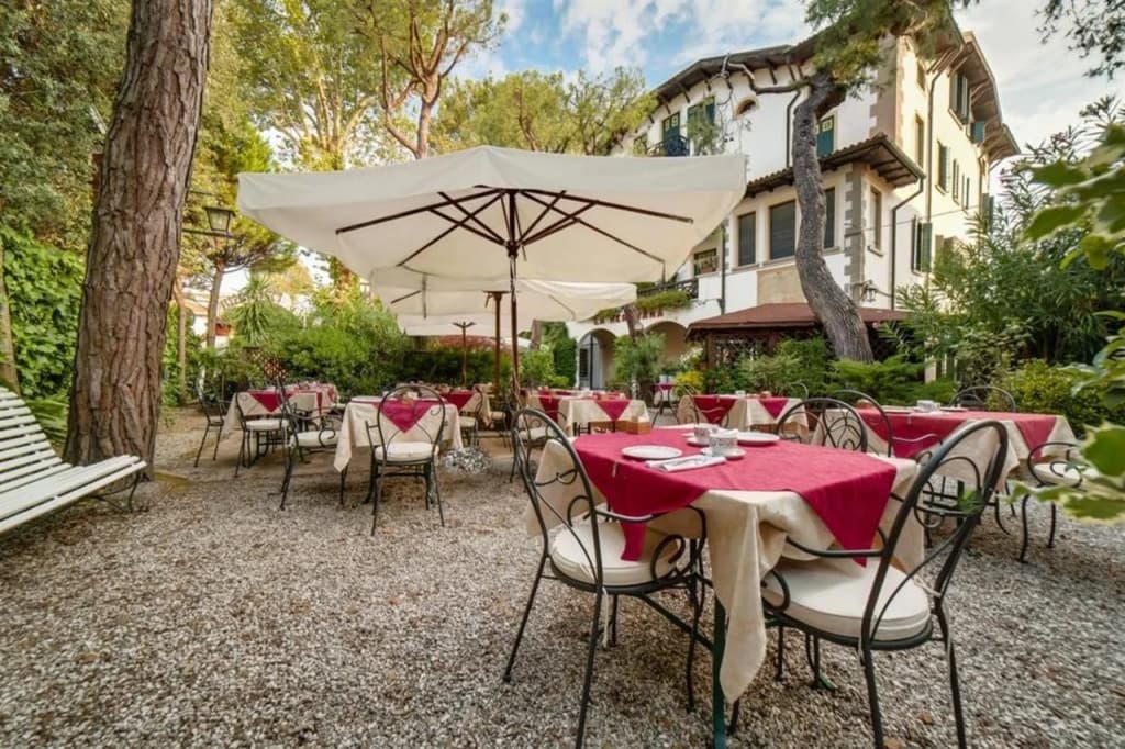 Hotel La Meridiana - photo 13