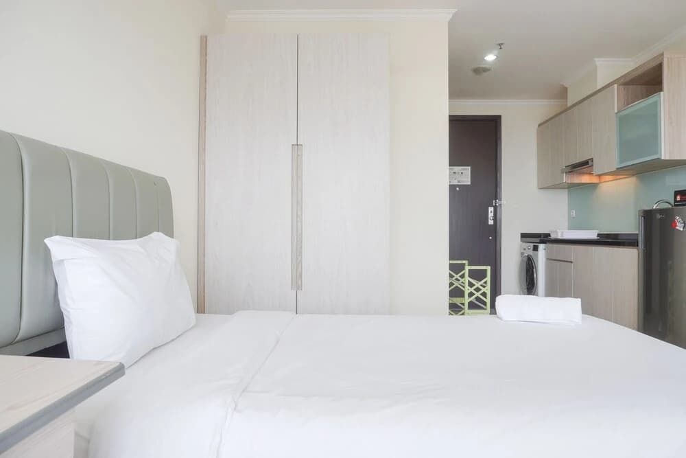 Wonderful And Cozy Designed Studio At Menteng Park Apartment - photo 15