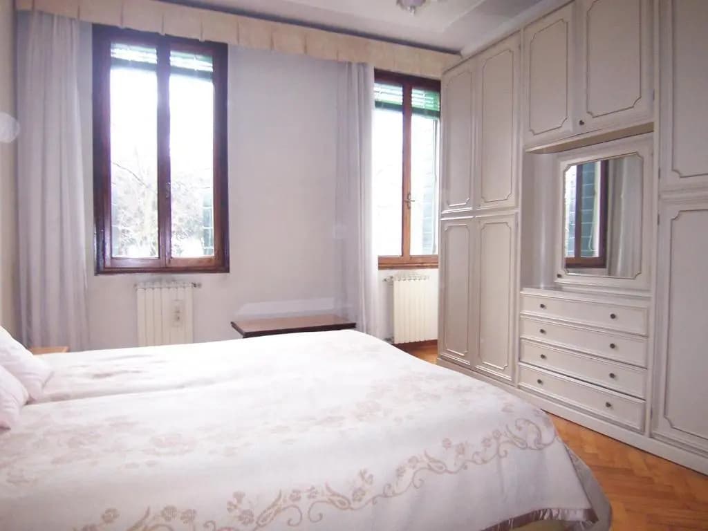 Bella Vista Apartment - photo 2