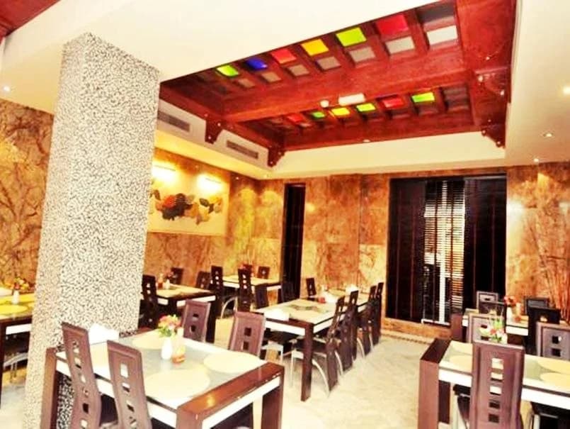 Johny International Hotel - photo 16