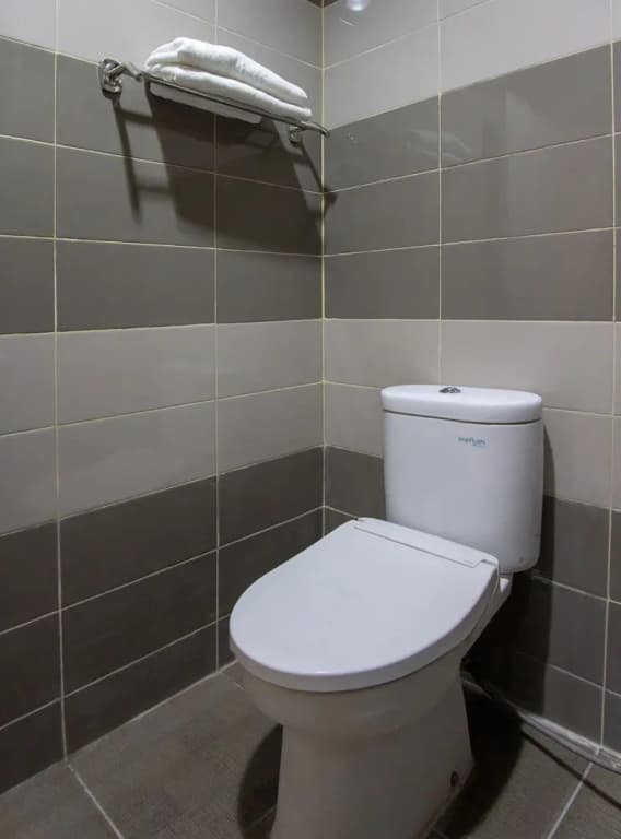 Oyo 657 Elite Residence 71 - photo 10