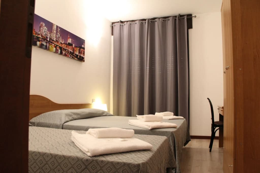 Guest House Brianza Room - photo 19