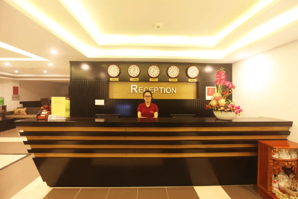Emily Hotel & Apartments - photo 2