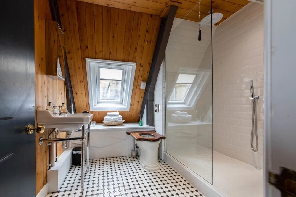 The Attic Flat - photo 7