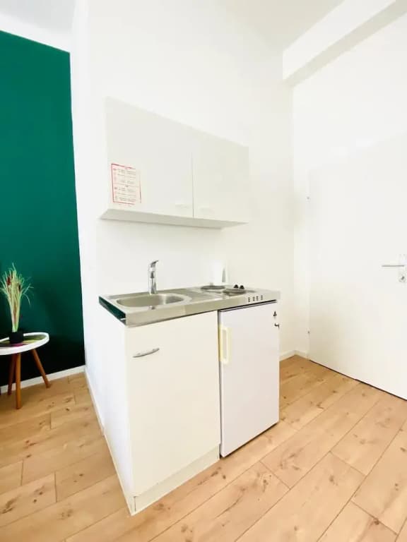 Spacious 8BR Apt with Terrace 16P - photo 16