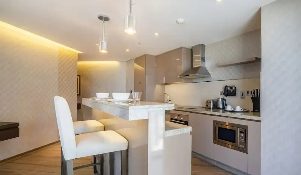 Elegant 1BR Near Wafi Mall Central Dubai Stay - photo 10