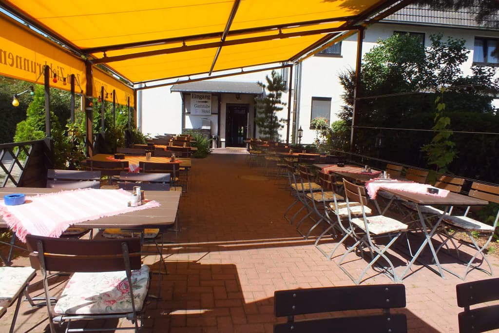 Hotel Gasthof Zum Ziehbrunnen - photo 3