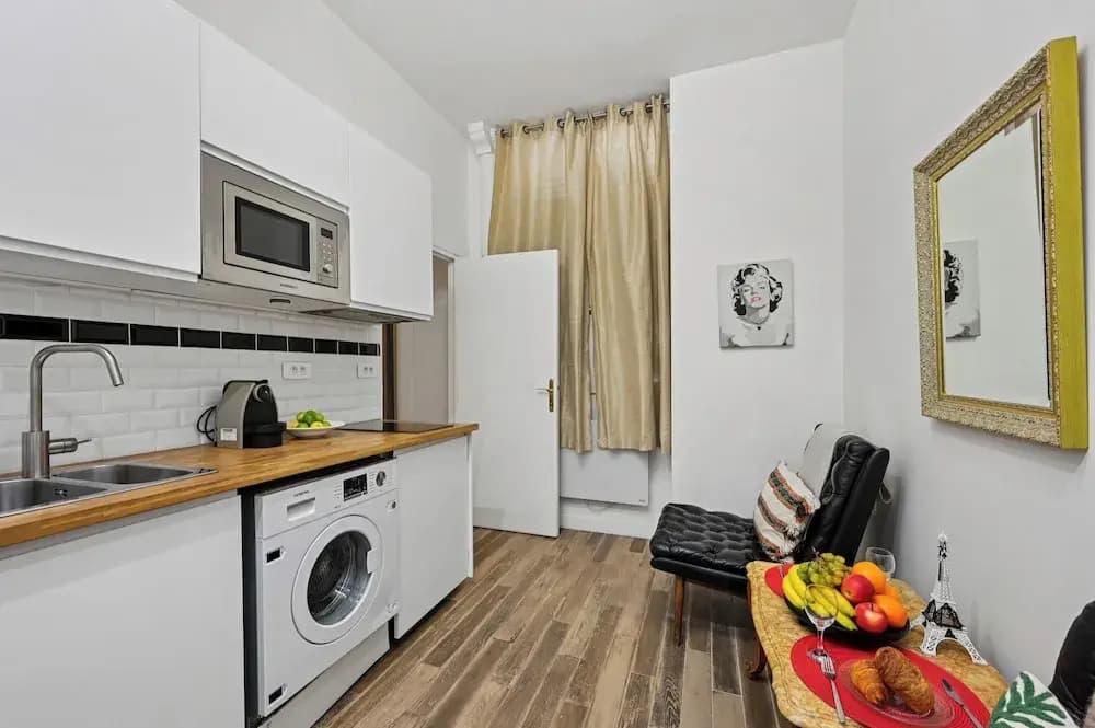 Stylish 1BR Flat Near Luxembourg Gardens - photo 13