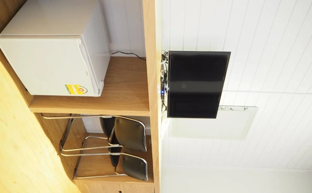 MLP Pod Room - Adults Only - photo 9