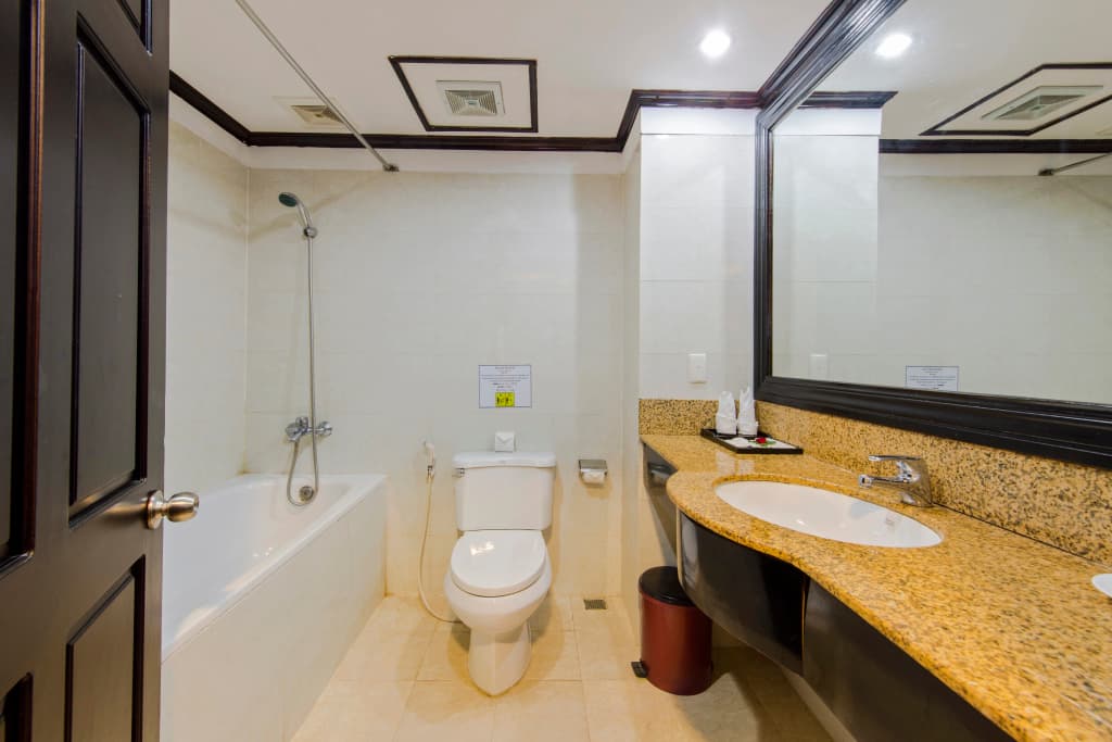 River Beach Resort and Residences - photo 8