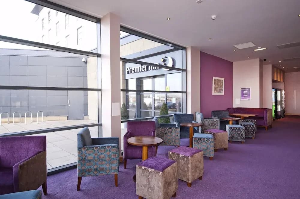 Premier Inn Edinburgh Park - Airport - photo 2