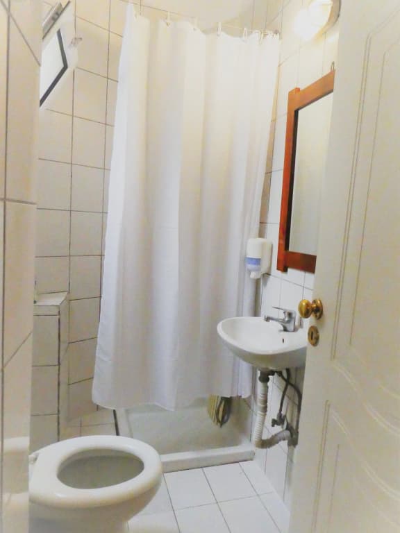 Fivos Hotel - Hostel - photo 9