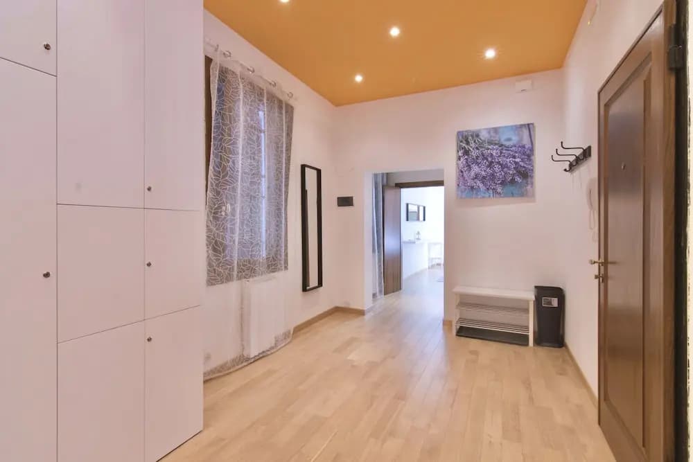 S & L House - photo 8