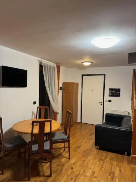 1 Bed Flat - Sleeps 4 - Pets - Smoking on Terrace - photo 7