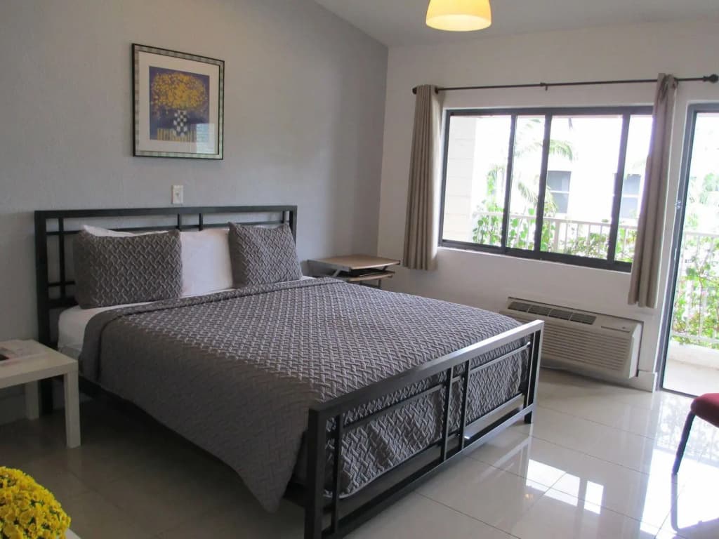 Shalimar Motel - photo 2