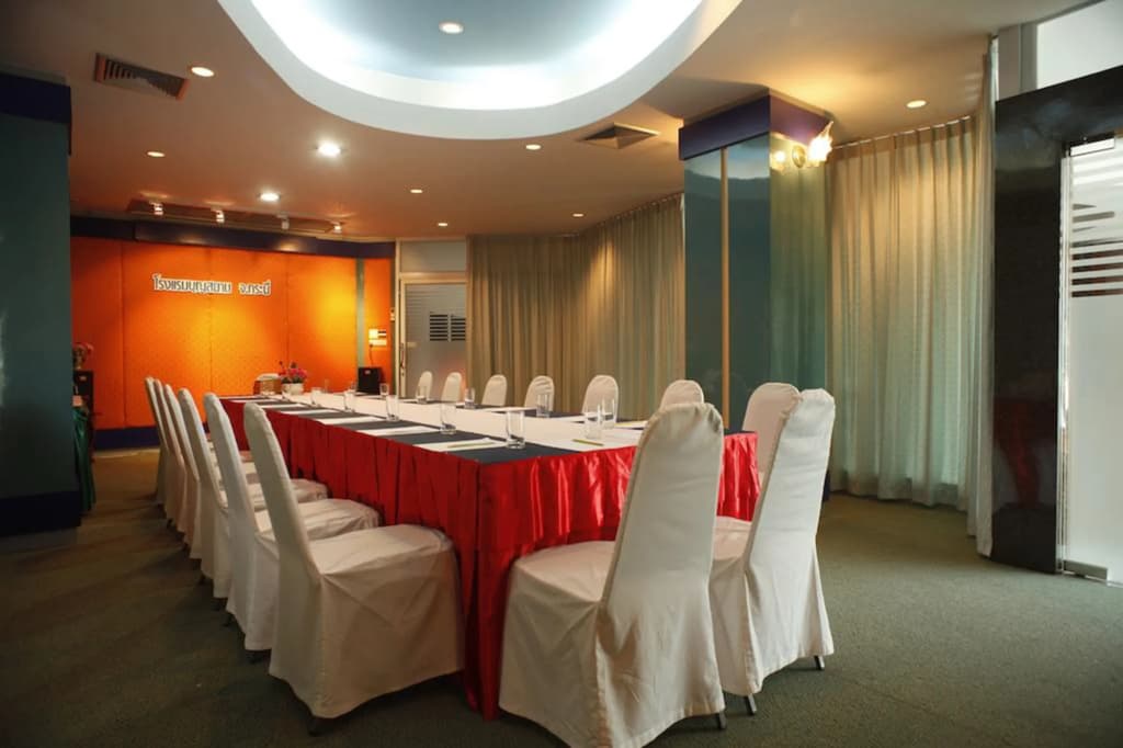 Boonsiam Hotel - photo 10